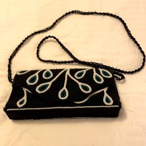 Cocktail cross bodied beaded purse.